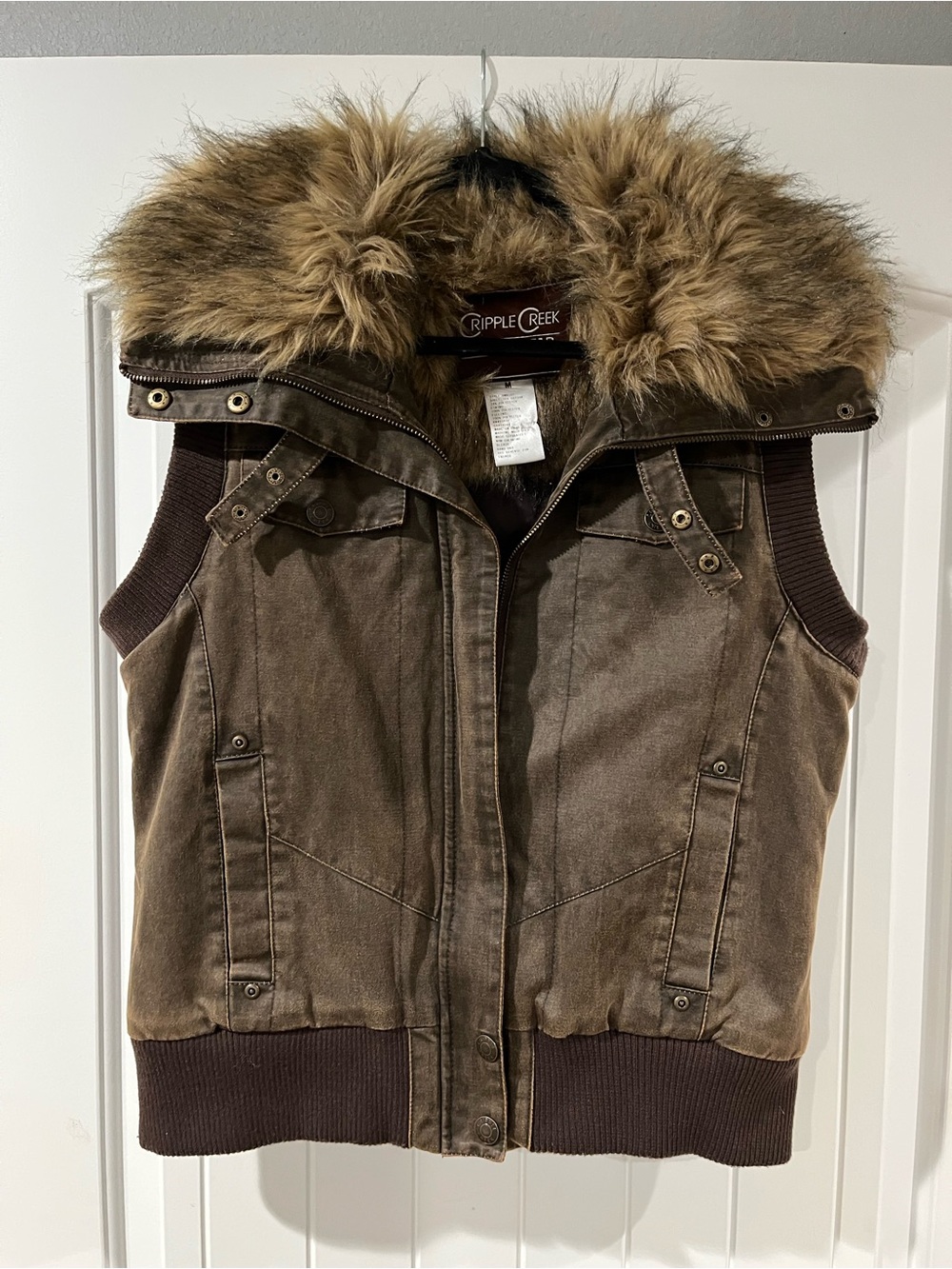 Ripple Creek Women's Brown Faux-Fur Trim Utility Vest